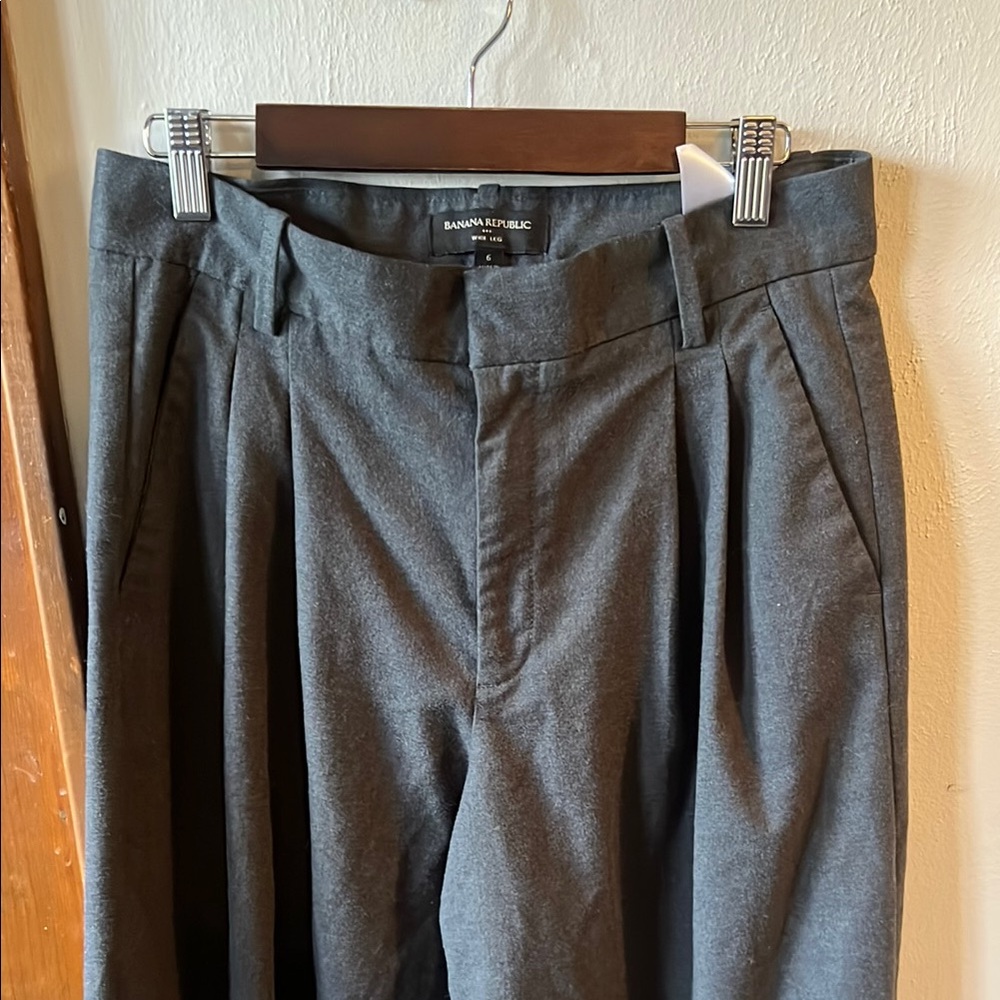 Banana Republic Gray Wide Leg Trousers